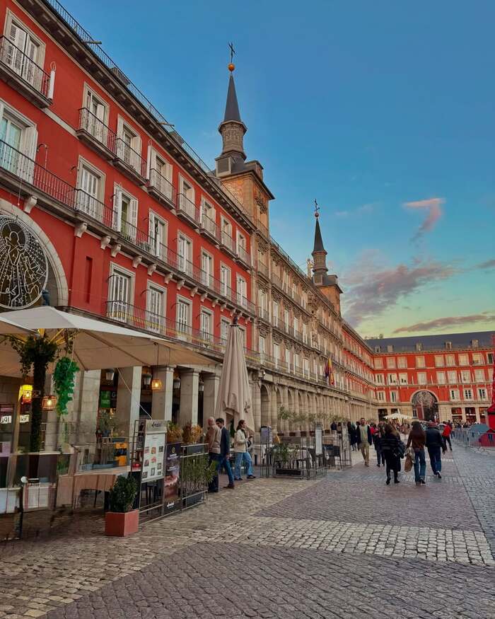 Du lịch Madrid