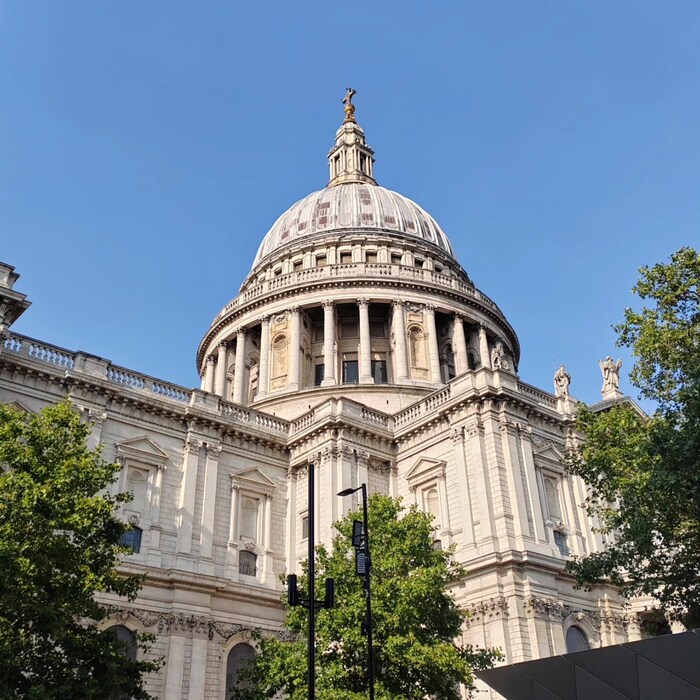 Du lịch London