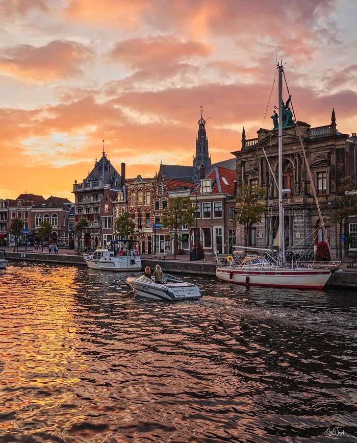 Du lịch Haarlem